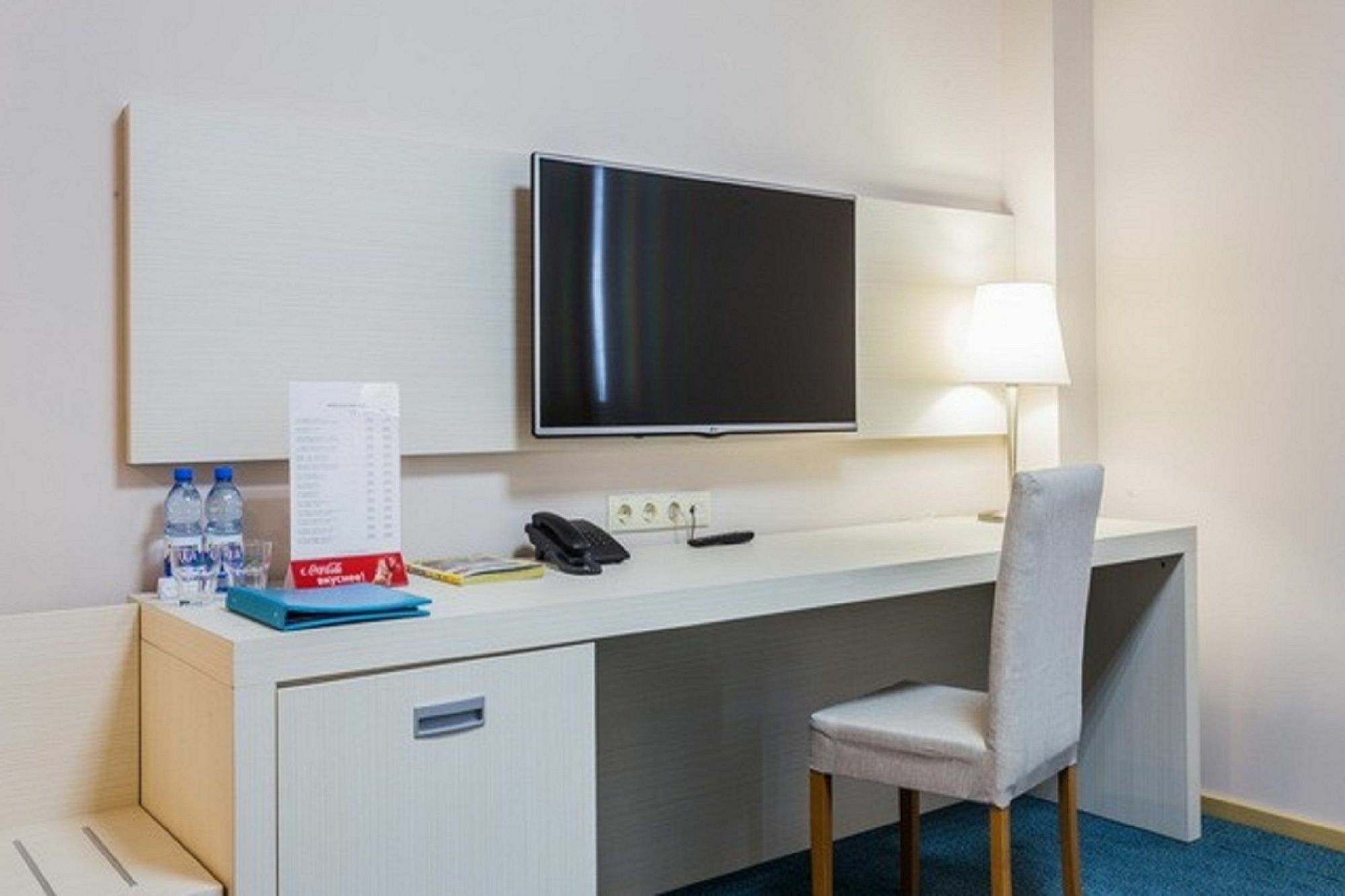 Aqua-Minsk Hotel Bagian luar foto